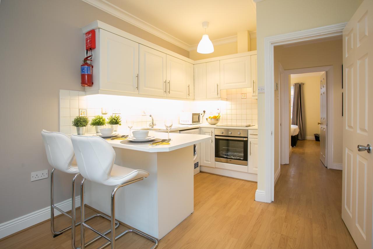 Dublin Castle City Apartments ภายนอก รูปภาพ